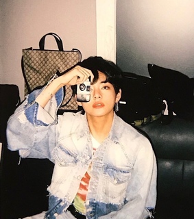 taehyung, kpop and low quality taehyung