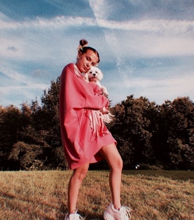 millie bobby brown icon, stranger things and millie bobby brown