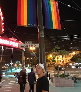 the driver era, blonde guy and r5