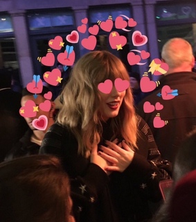 uwu meme, taylor swift and uwu reaction