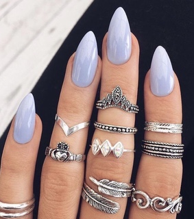 rings, nail tips and matte nails