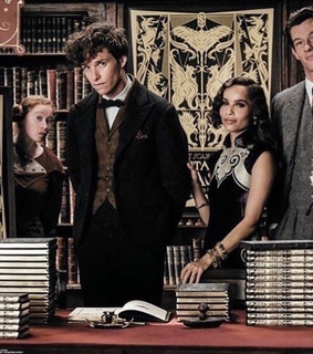 newt scamander, fantastic beasts and thesus scamander