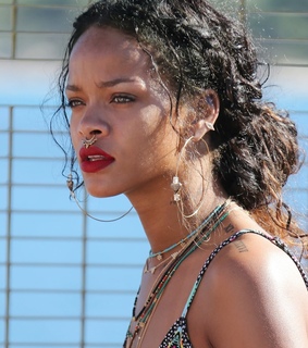 rihanna, eyes and riri