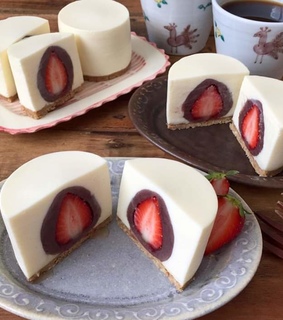 food, strawberry and gastronomy