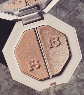 bad gal riri, riri and gold eyeshadow