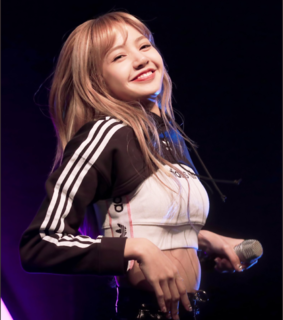 kim jisoo, jisoo and Lalisa Manoban