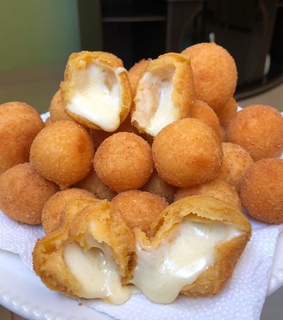 salgado, salgados and salgadinho de queijo