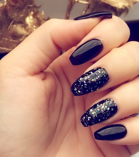glitter, allblack and back