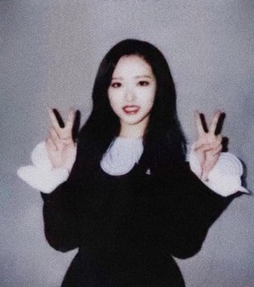 kpop, li i and loona