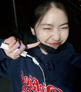 asian girl, shin ryujin and ryujin