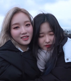 yyxy, girls and olivia hye