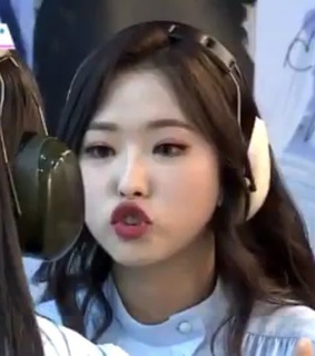 olivia hye, iii and son hyejoo