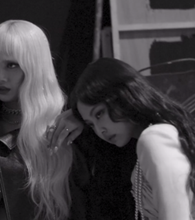 jennie, blackpink and lisa