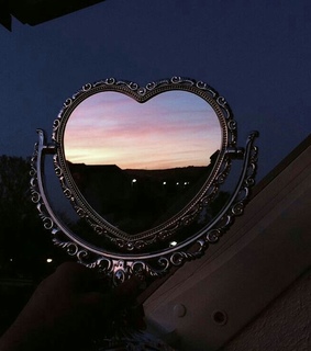 likeme, mirror and followme