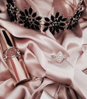 gold aesthetic, aesthetic and rose aesthetic