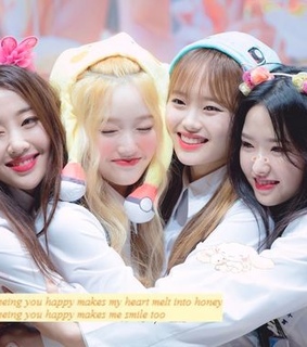 soft loona, olivia hye and yyxy edit
