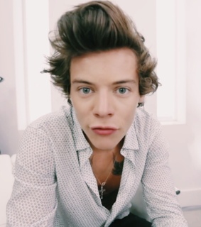 harry styles icons, louis tomlinson and one direction