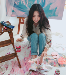 naeun, a pink and son naeun