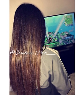 girl, playstation 4 and reubeu