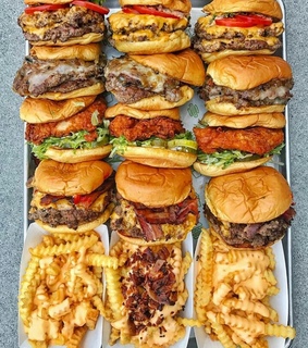 food lover, foodie and crinkle cut fries