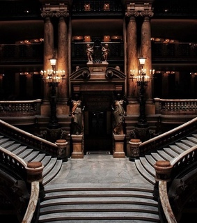 macabre, beauty and fantasy