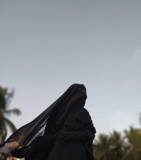 muslimah, jilbab and peace