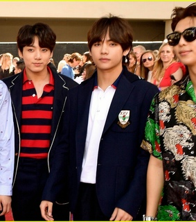 red carpet, kpop and v