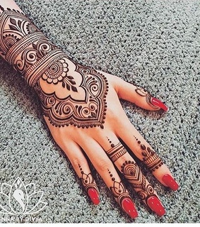 henna tattoo, henna design and mendhi