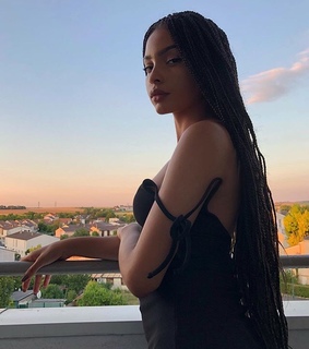 baddie, model and braids