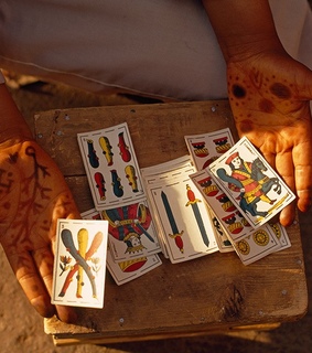henna art, hands and fortune reading