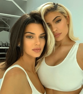 jenner, kendall jenner fan and kylie jenner fans