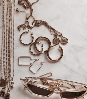 fashion, rose gold and collar