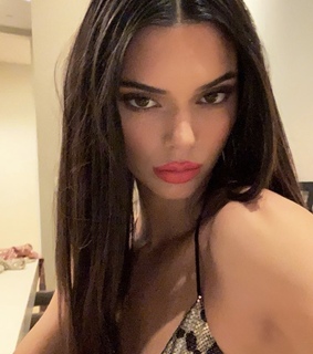 kendalljenner, woman and girl