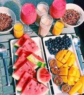 acai bowls, watermelon and fruits