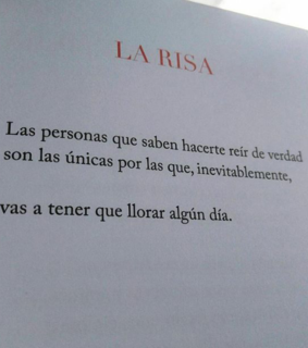 libro, reir and frases en español