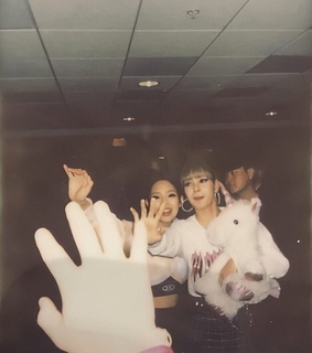 blackpink lisa, Jennie Kim and jennie kim polaroid
