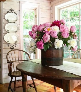 bouquet, pretty and pink peonies