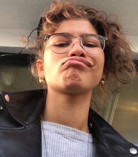 icon, girls and clear skin