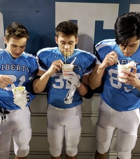 brandon flynn, Monty and beautiful