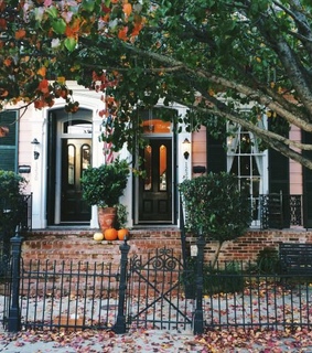 exteriors, fall and new orleans