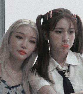 ioi aesthetic, chungha lq and jeon somi
