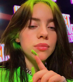 glossy lips, dyed hair and billie eilish