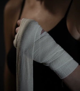 bandage, white canary and sara lance