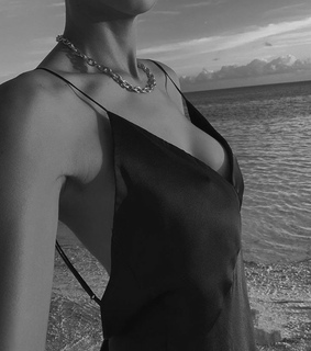 luxury life shiny, nails and sun