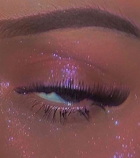 lashes, feed and eye