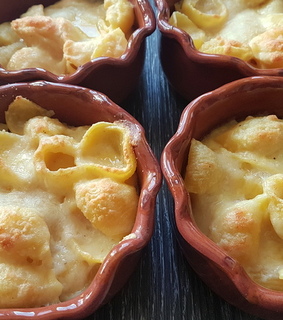 food, conchiglie and pasta