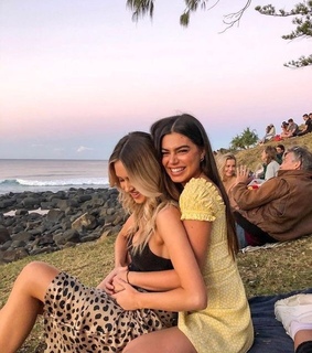 kiss, girls and vintage