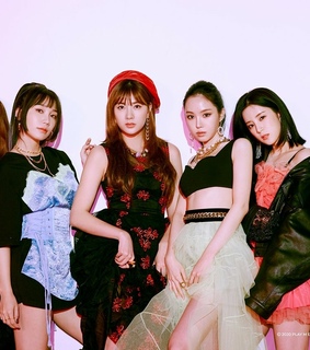 look, kpop and apink kpop