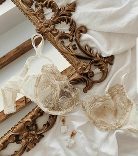 gold, pearl earings and golden