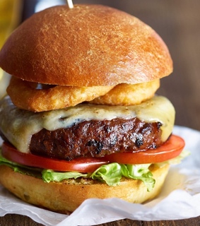 comida, bocadillo and meet